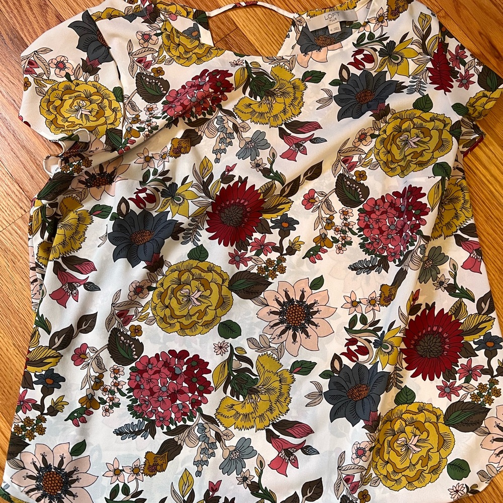Loft Short Sleeve Floral Blouse
